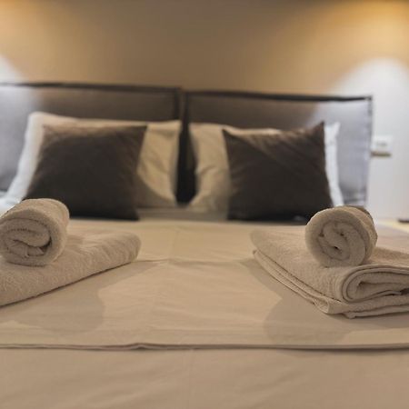 Ion Rooms Himarë Exteriér fotografie