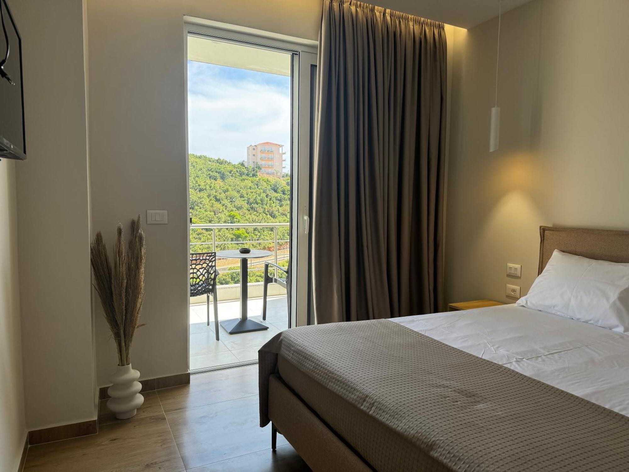 Ion Rooms Himarë Exteriér fotografie