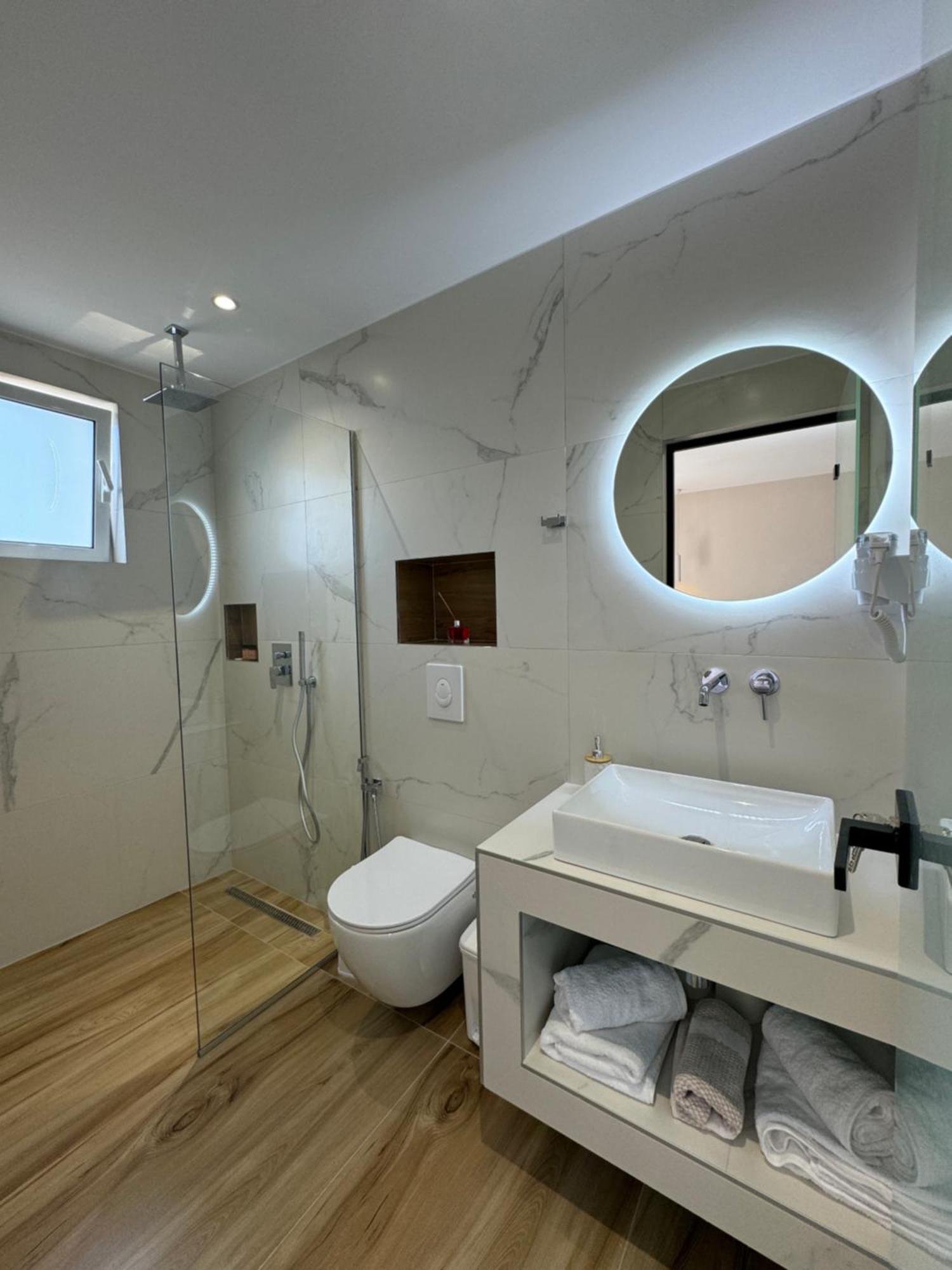 Ion Rooms Himarë Exteriér fotografie