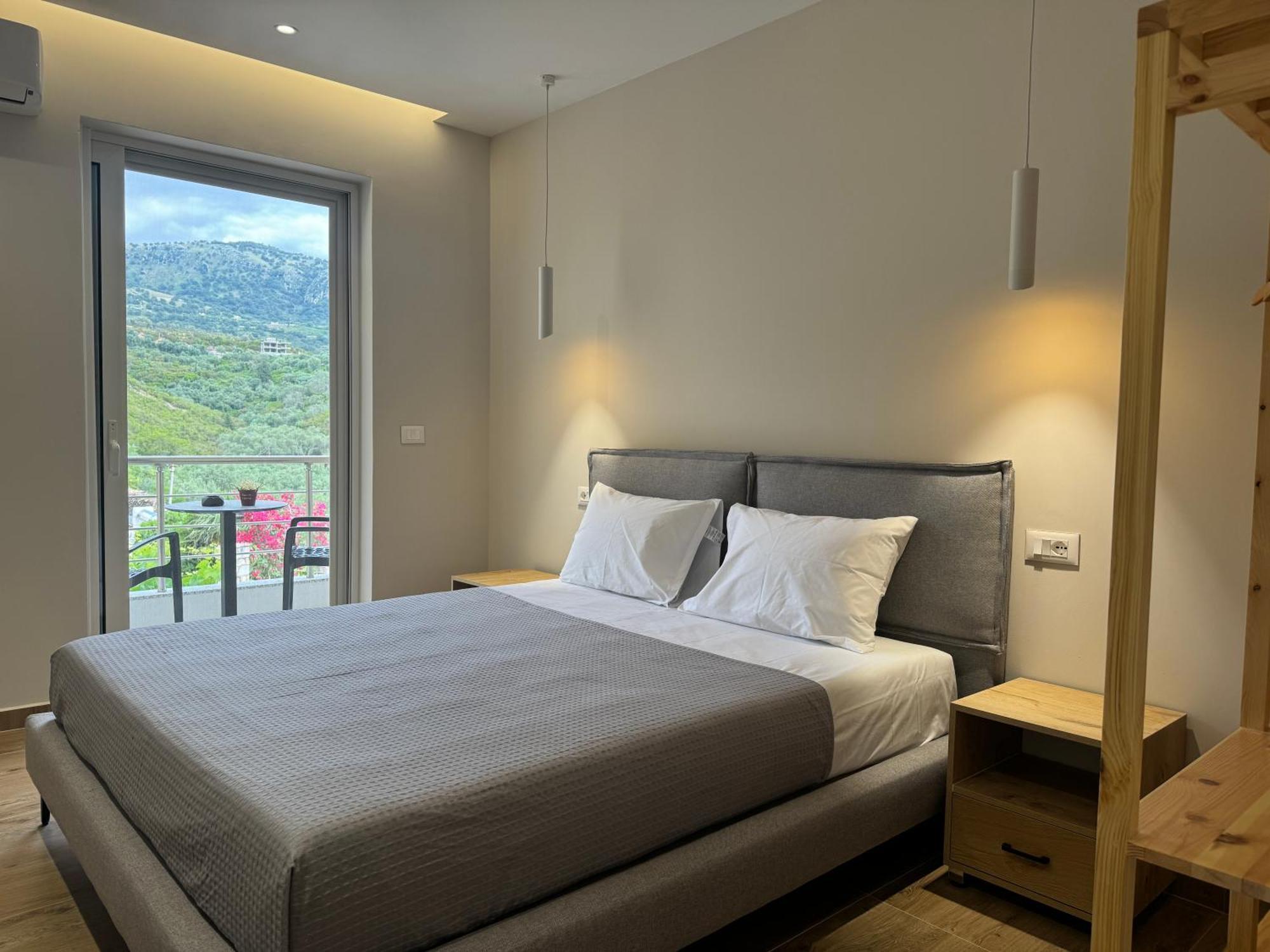 Ion Rooms Himarë Exteriér fotografie